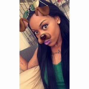 Meet your Posher, Bria